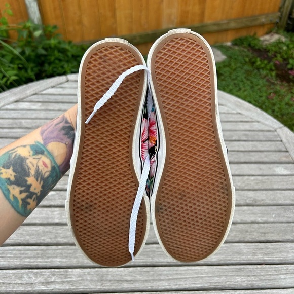 VANS Classic Lo Skate Sneakers Hawaiian‎ Floral Shoes Women’s 8.5 - Picture 5 of 7